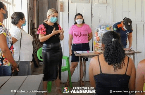 SEMAS e Defesa Civil realizam entrega de cestas básicas a famílias da Região de serra na Zona urbana